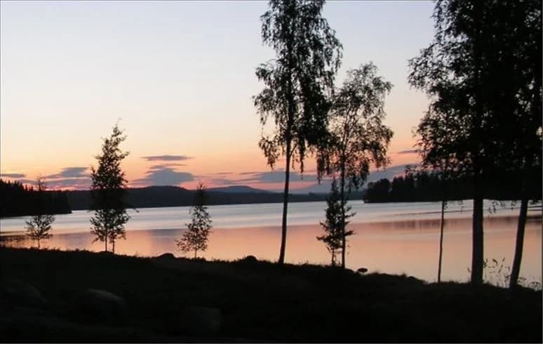 Bo prisvärt på Munkebergs Vandrarhem i Filipstad! Naturnära boende vid Lersjön med kök, bastu & aktiviteter. Öppet året runt. Boka nu!