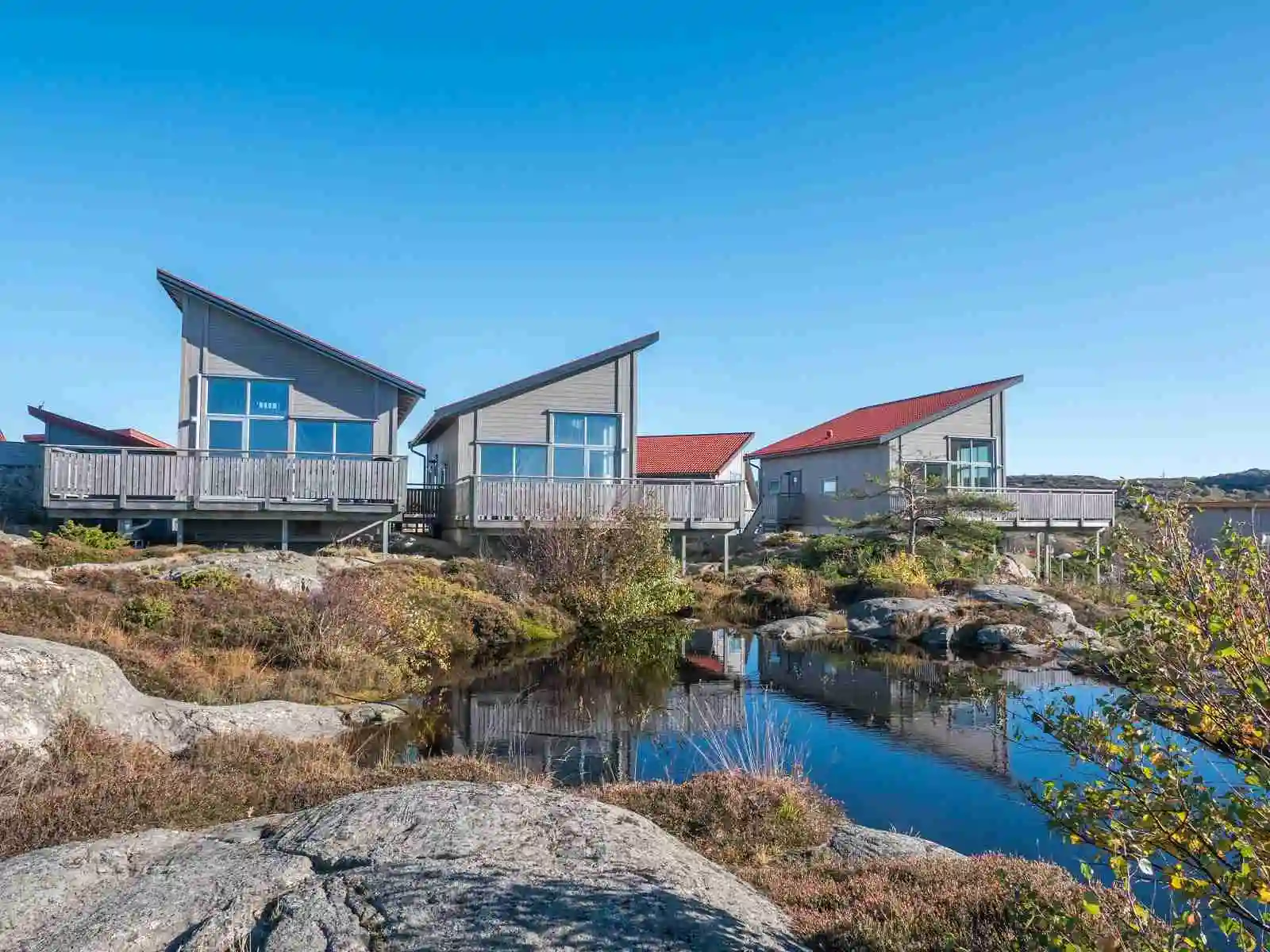 Bo prisvärt på Hav & Logi, vandrarhem i Skärhamn på Tjörn. Nära hav, bad & Akvarellmuseet. Relax med bastu & badtunna. Öppet året runt. Boka nu!