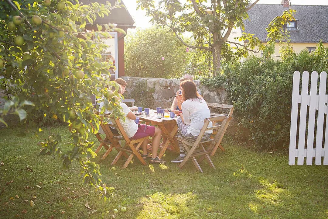 Trivsam vandrarhem i BRANTEVIK med modern komfort för alla resenärer